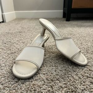 Dolce Vita White Kitten Heel Sandal- 9.5